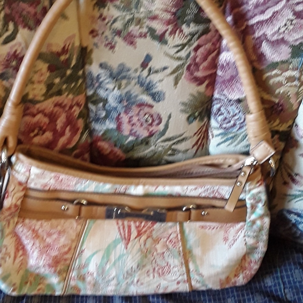 Handbag
